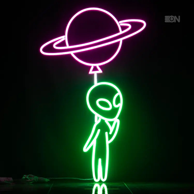 Fly With Me🪐- Alien